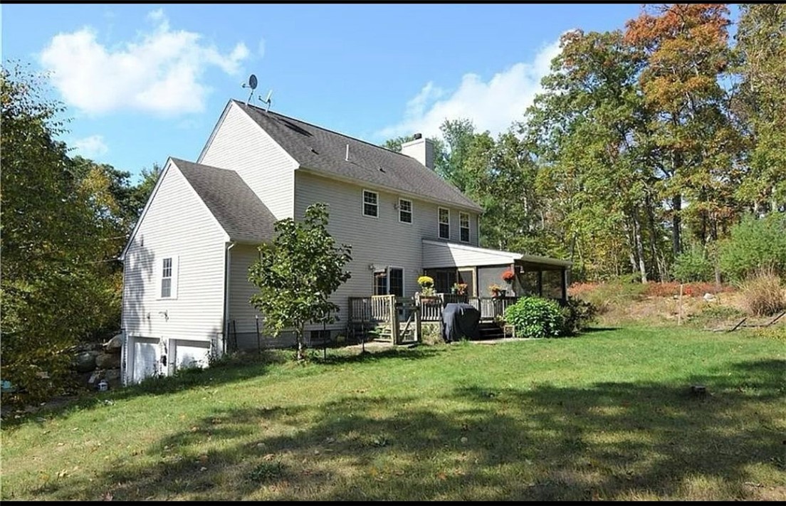 131 East Killingly Road Foster, RI 02825 - Photo 6 of 31