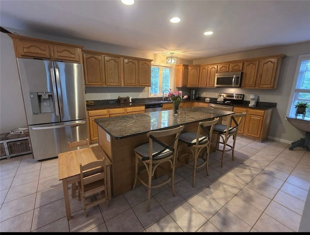 131 East Killingly Road Foster, RI 02825 - Photo 10 of 31