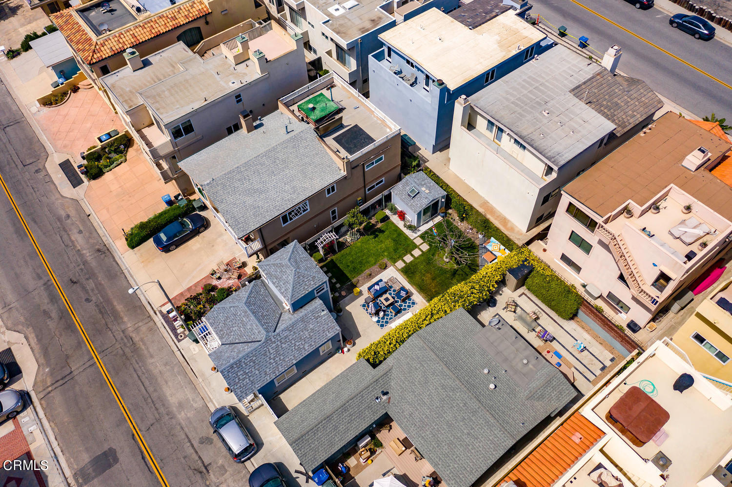 3534 Ocean Drive Oxnard, CA 93035 - Photo 3 of 47 3534 Ocean Dr Oxnard CA 93035-large-003-