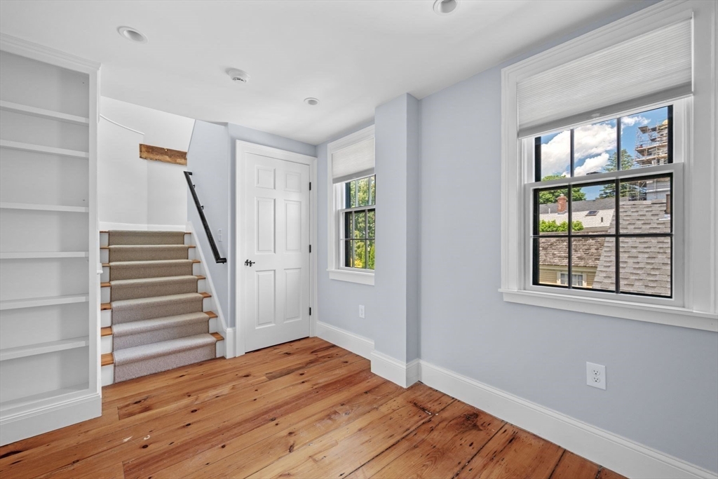 1 Pearl Street Marblehead, MA 01945 - Photo 17 of 24