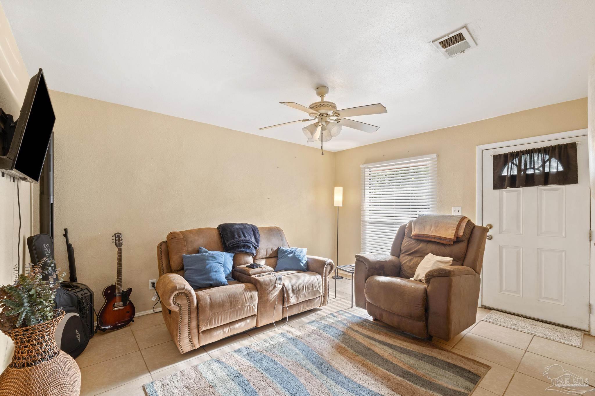 6836 Fast Gun Lane Milton, FL 32570 - Photo 4 of 34