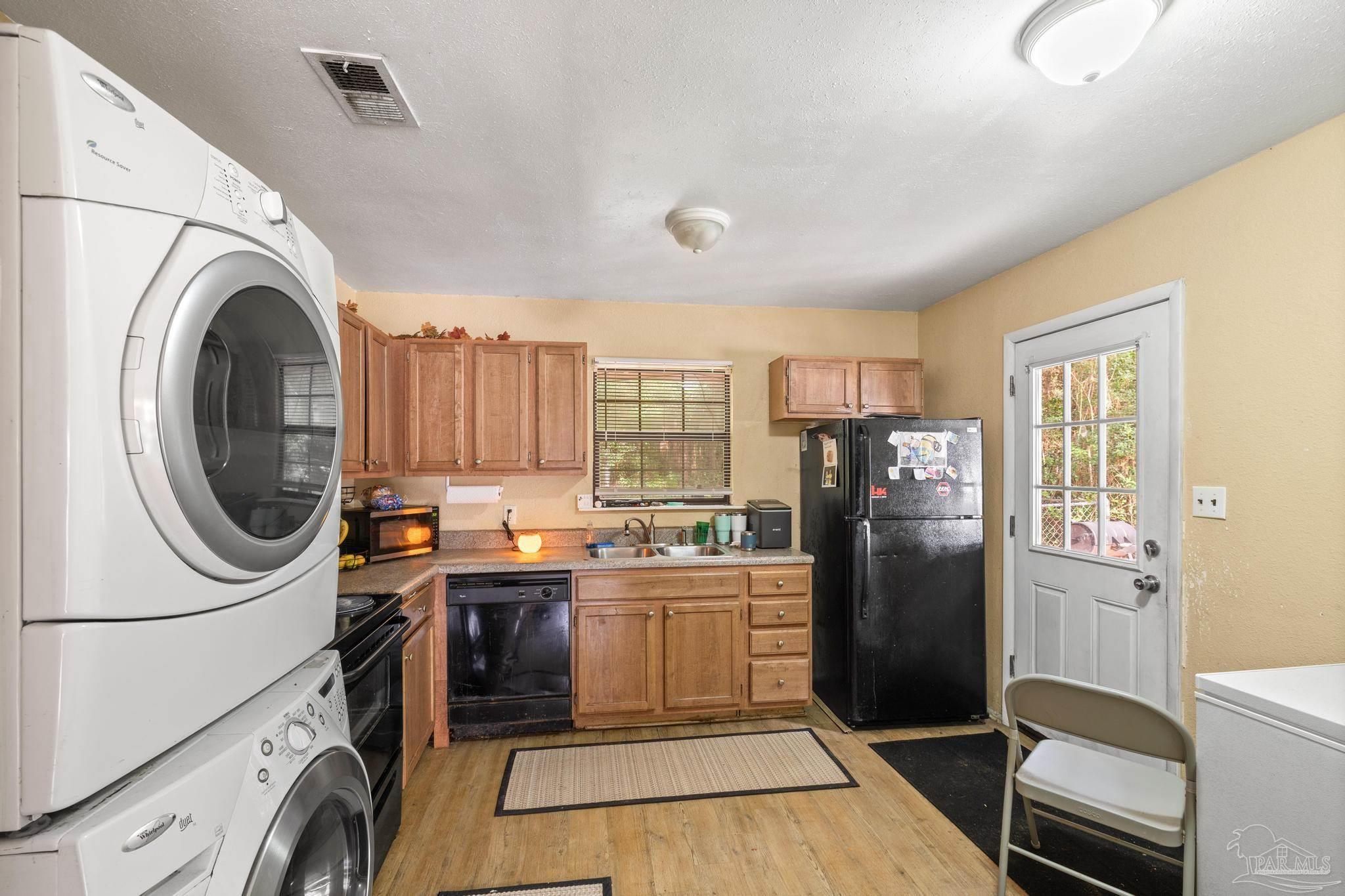 6836 Fast Gun Lane Milton, FL 32570 - Photo 5 of 34