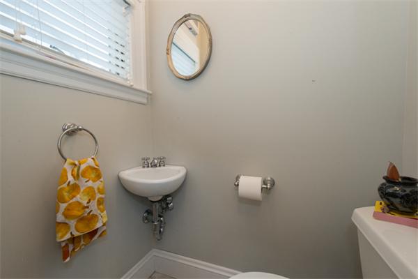 49 Sunset Road Arlington, MA 02474 - Photo 13 of 24 Gallery Image 13