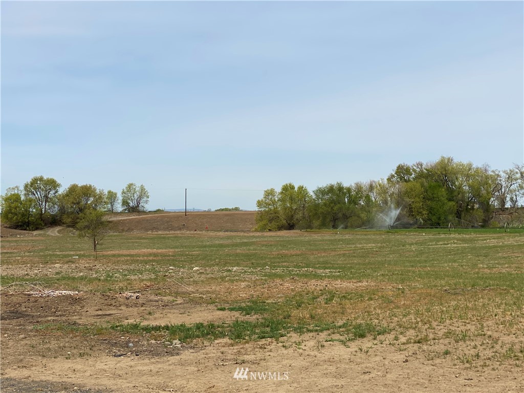 6296 Mae Valley Road Northeast Moses Lake, WA 98837 - Photo 23 of 28 Gallery Image 23