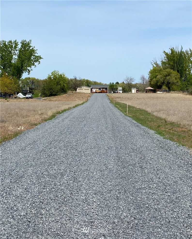 6296 Mae Valley Road Northeast Moses Lake, WA 98837 - Photo 28 of 28 Gallery Image 28