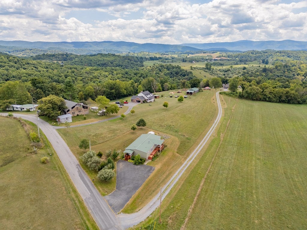 398 Blake Road Marion, VA 24354 - Photo 57 of 59 Gallery Image 57