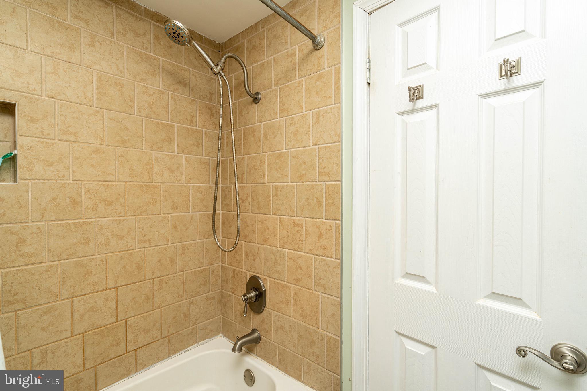 2 Tawny Road Levittown, PA 19056 - Photo 29 of 45 Gallery Image 29