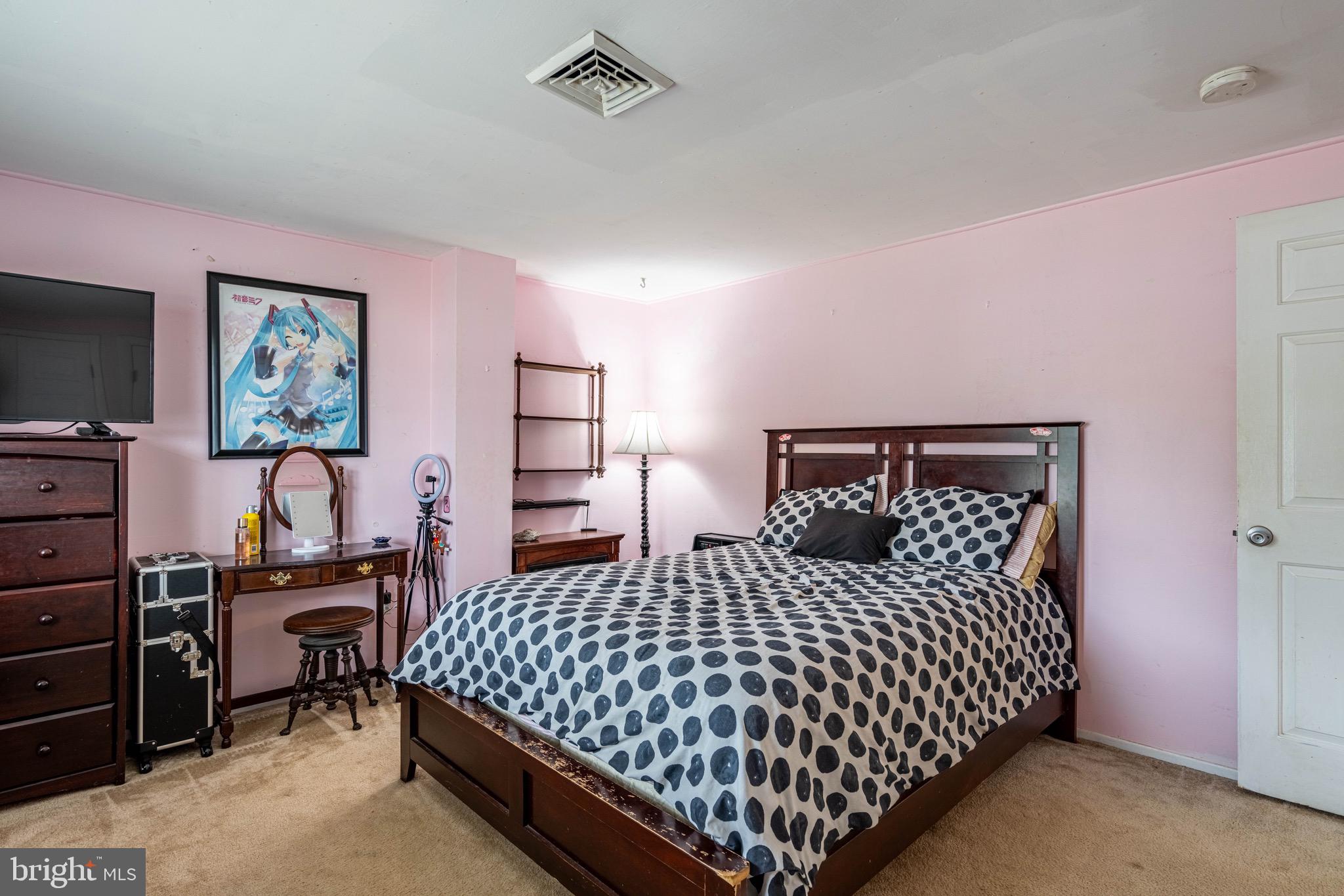 2 Tawny Road Levittown, PA 19056 - Photo 31 of 45 Gallery Image 31