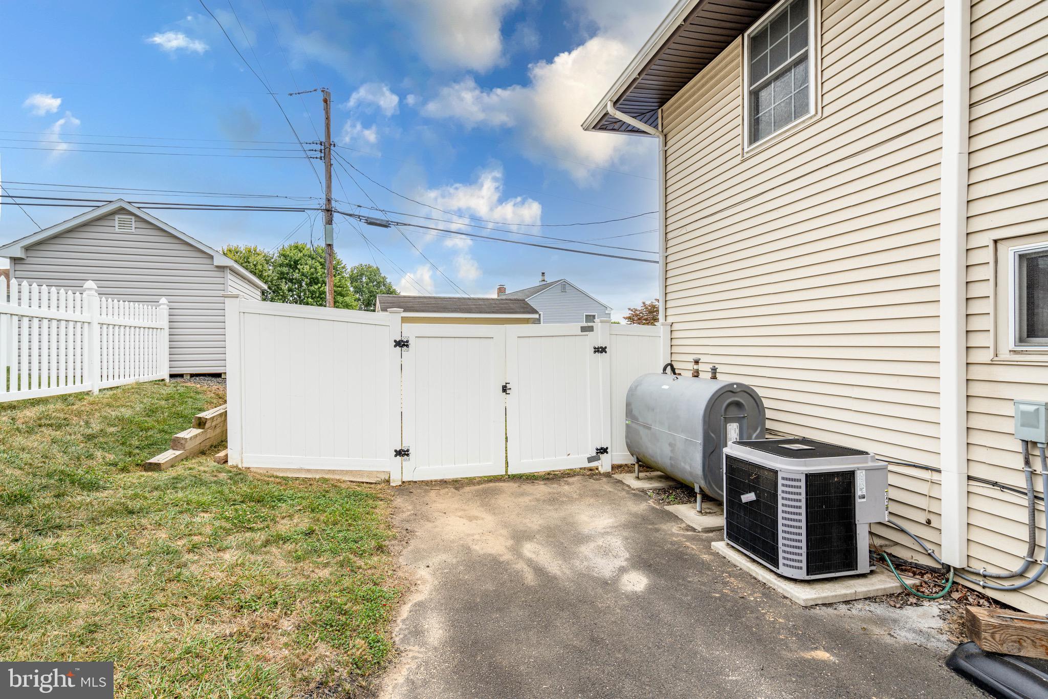 2 Tawny Road Levittown, PA 19056 - Photo 41 of 45 Gallery Image 41