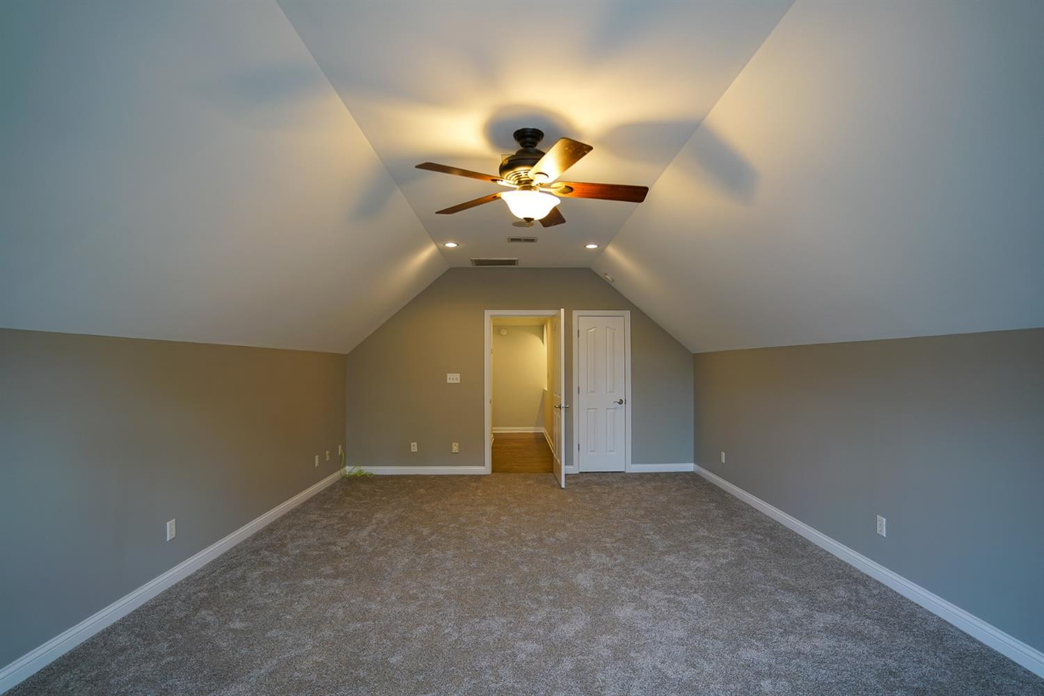 2460 Rockminster Road Lexington, KY 40509 - Photo 48 of 51 Photo 48