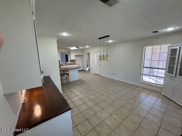 $275,000 | 65 Rhodes Lane, Benton, MS 39039