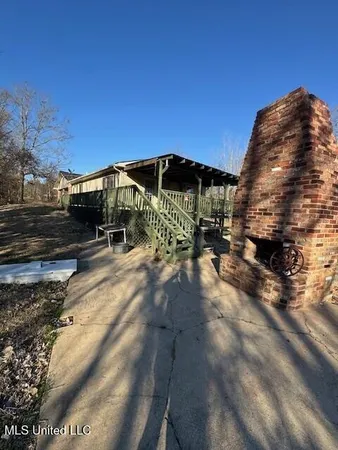 $275,000 | 65 Rhodes Lane, Benton, MS 39039