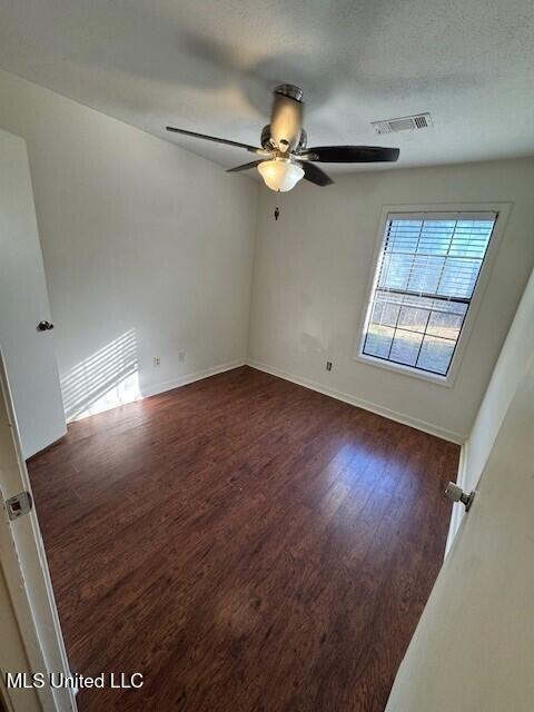 65 Rhodes Lane Benton, MS 39039 - Photo 10 of 34 10