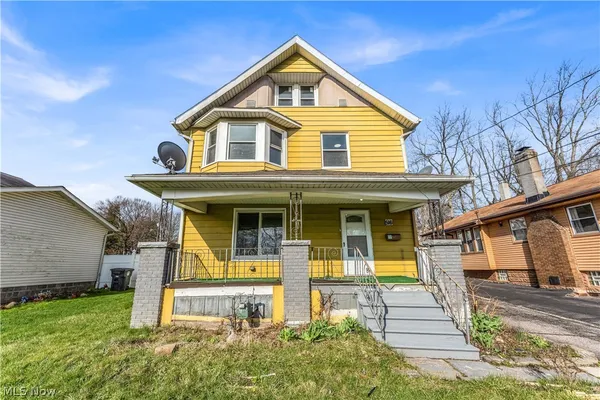 $1,500 | 516 Whitney Avenue, Akron, OH 44306