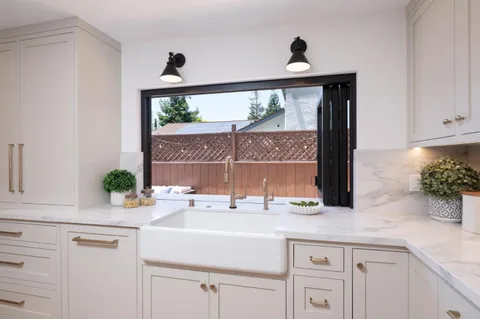 $2,750,000 | 3231 Alameda De Las Pulgas, Menlo Park, CA 94025