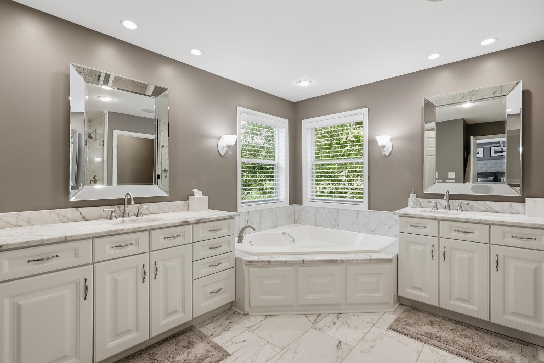 9247 Lake Riley Boulevard Chanhassen, MN 55317 - Photo 26 of 56