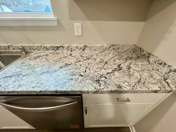 $1,400 | 110 Hollywood Drive, Rossville, GA 30741