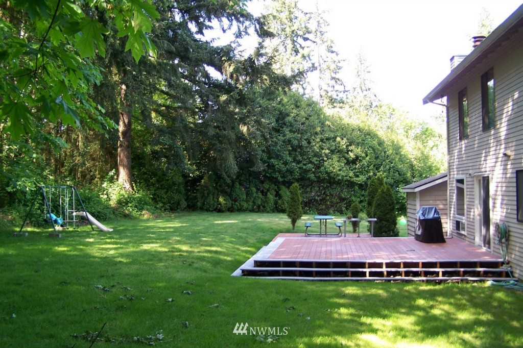 18020 Baldwin Road Bothell, WA 98012 - Photo 7 of 9