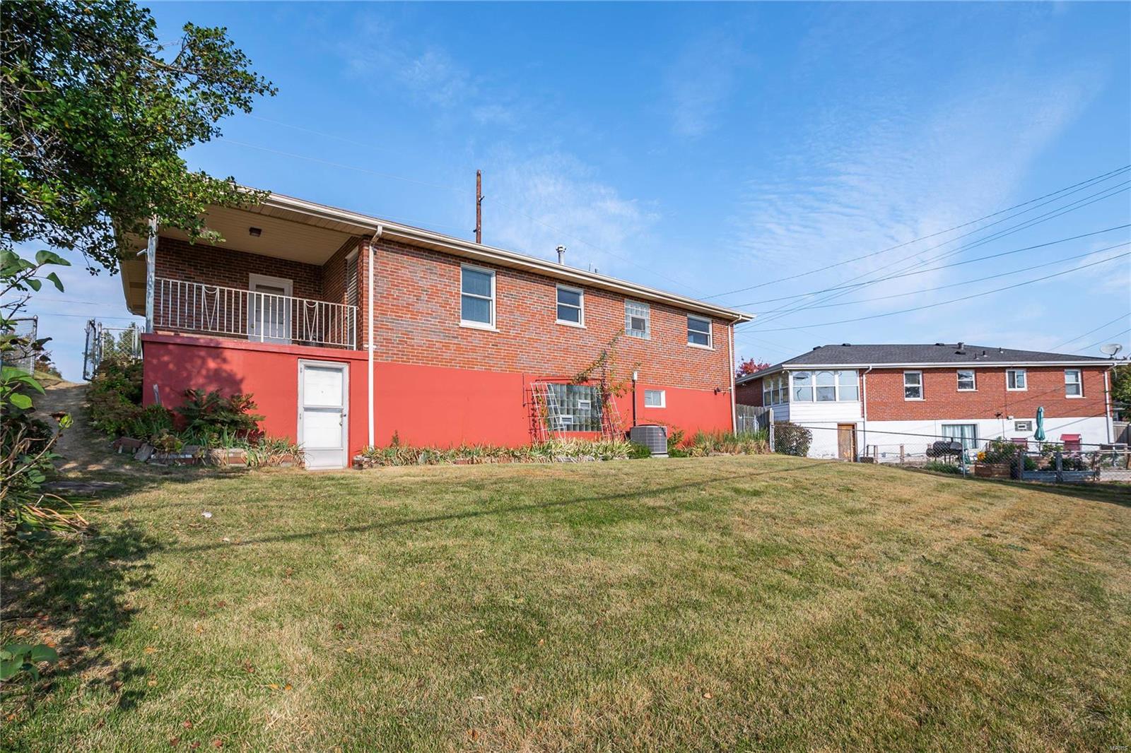 1618 Union Road St. Louis, MO 63125 - Photo 28 of 30 Gallery Image 28