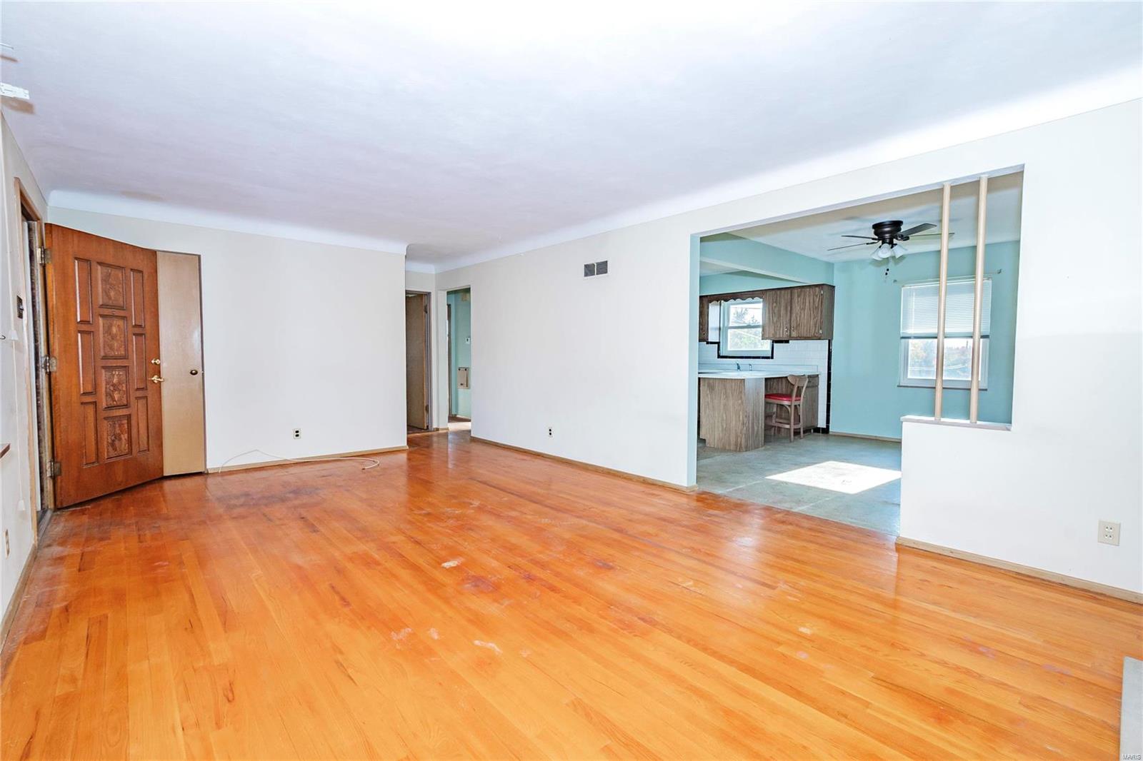 1618 Union Road St. Louis, MO 63125 - Photo 6 of 30 Gallery Image 6