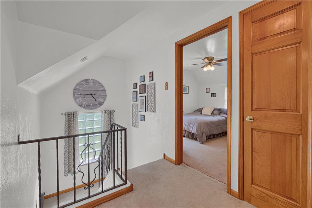 4131 Highgrove Road Pittsburgh, PA 15236 - Photo 14 of 25 Gallery Image 14