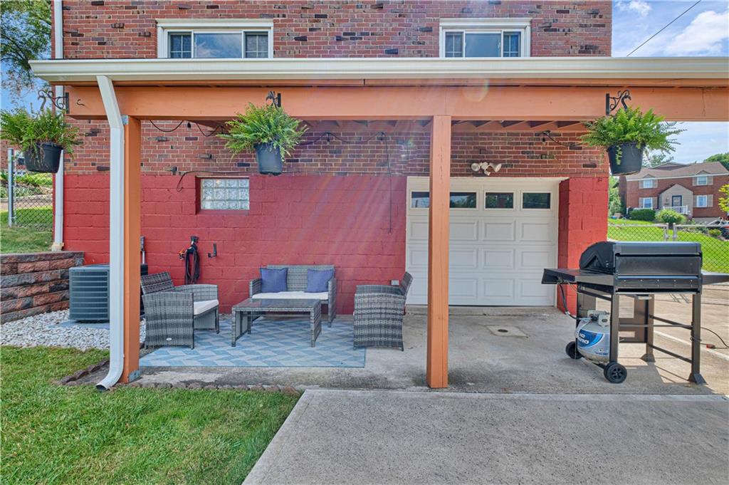4131 Highgrove Road Pittsburgh, PA 15236 - Photo 23 of 25 Gallery Image 23