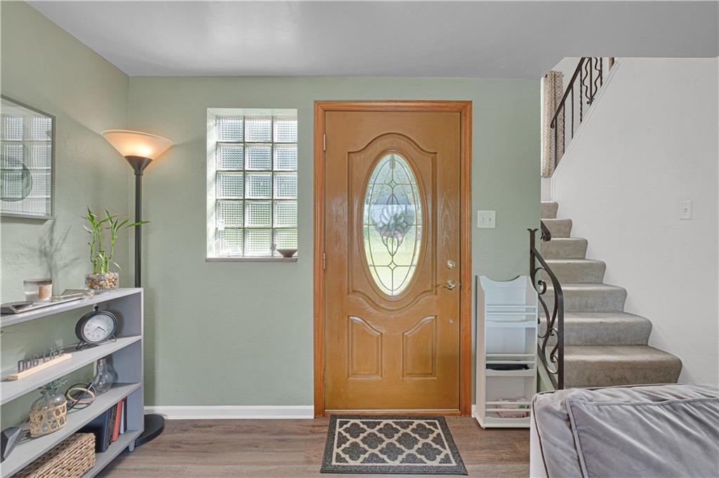4131 Highgrove Road Pittsburgh, PA 15236 - Photo 4 of 25 Gallery Image 4