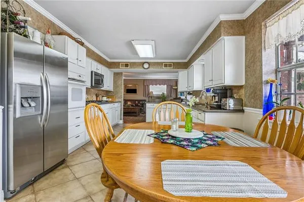 $590,000 | 4924 Sanford Street, Metairie, LA 70006
