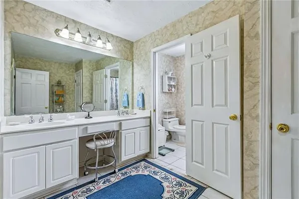 $590,000 | 4924 Sanford Street, Metairie, LA 70006
