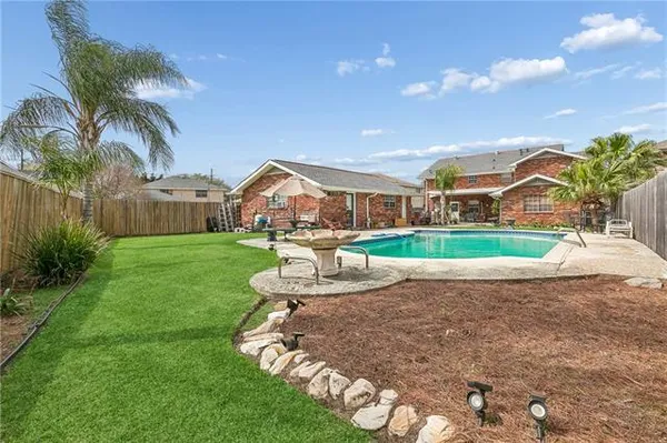 $590,000 | 4924 Sanford Street, Metairie, LA 70006