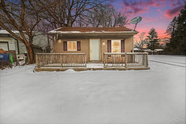 $105,000 | 2481 California Avenue, Saginaw, MI 48601