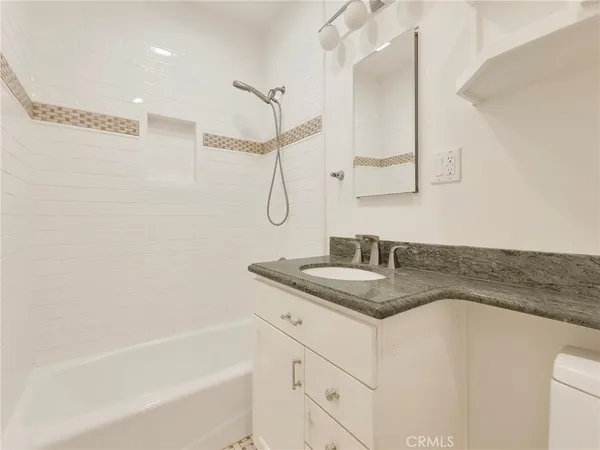 $4,000 | 2108 North Pass Avenue, Burbank, CA 91505