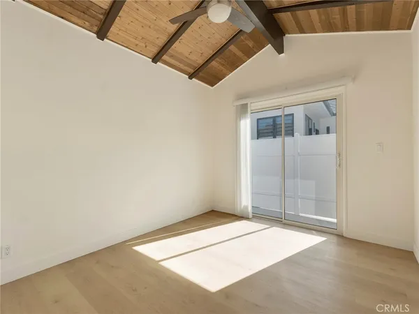 $4,000 | 2108 North Pass Avenue, Burbank, CA 91505