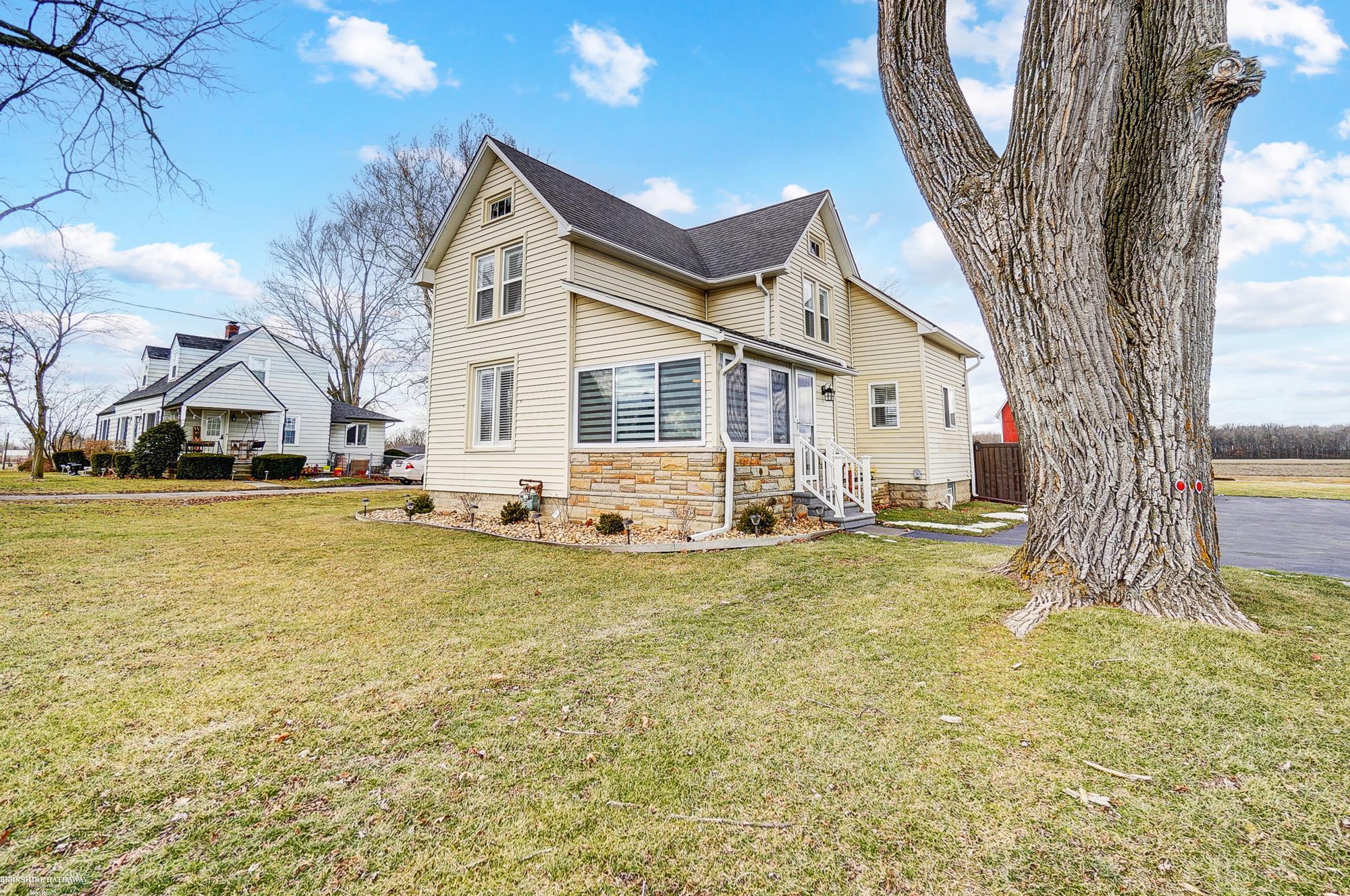1721 Carleton Rockwood Road Carleton, MI 48117 - Photo 7 of 78 50165620-91321322-db2f-4b1a-938d-cf88fd8d5493.JPG