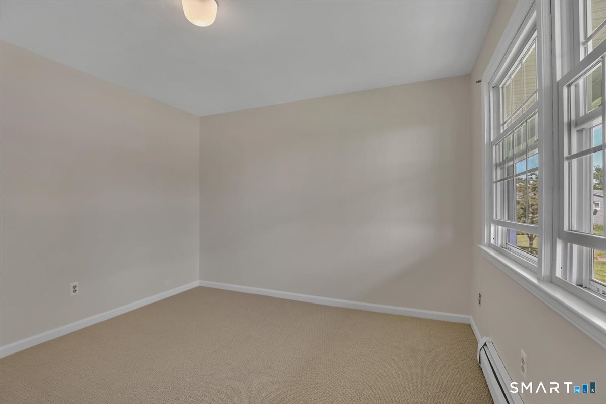 25 Riverside Drive, Unit E8 Clinton, CT 06413 - Photo 12 of 30 Gallery Image 12
