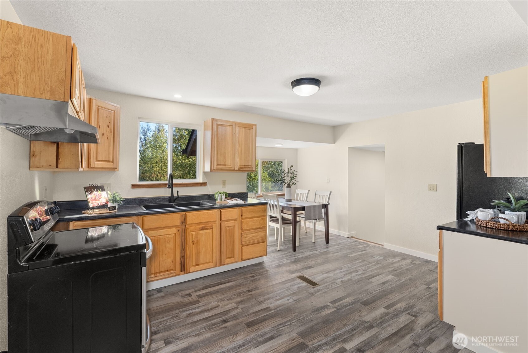 300 Lincoln Creek Road Centralia, WA 98531 - Photo 12 of 40