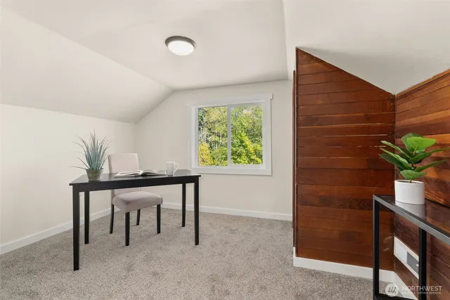 $430,000 | 300 Lincoln Creek Road, Centralia, WA 98531