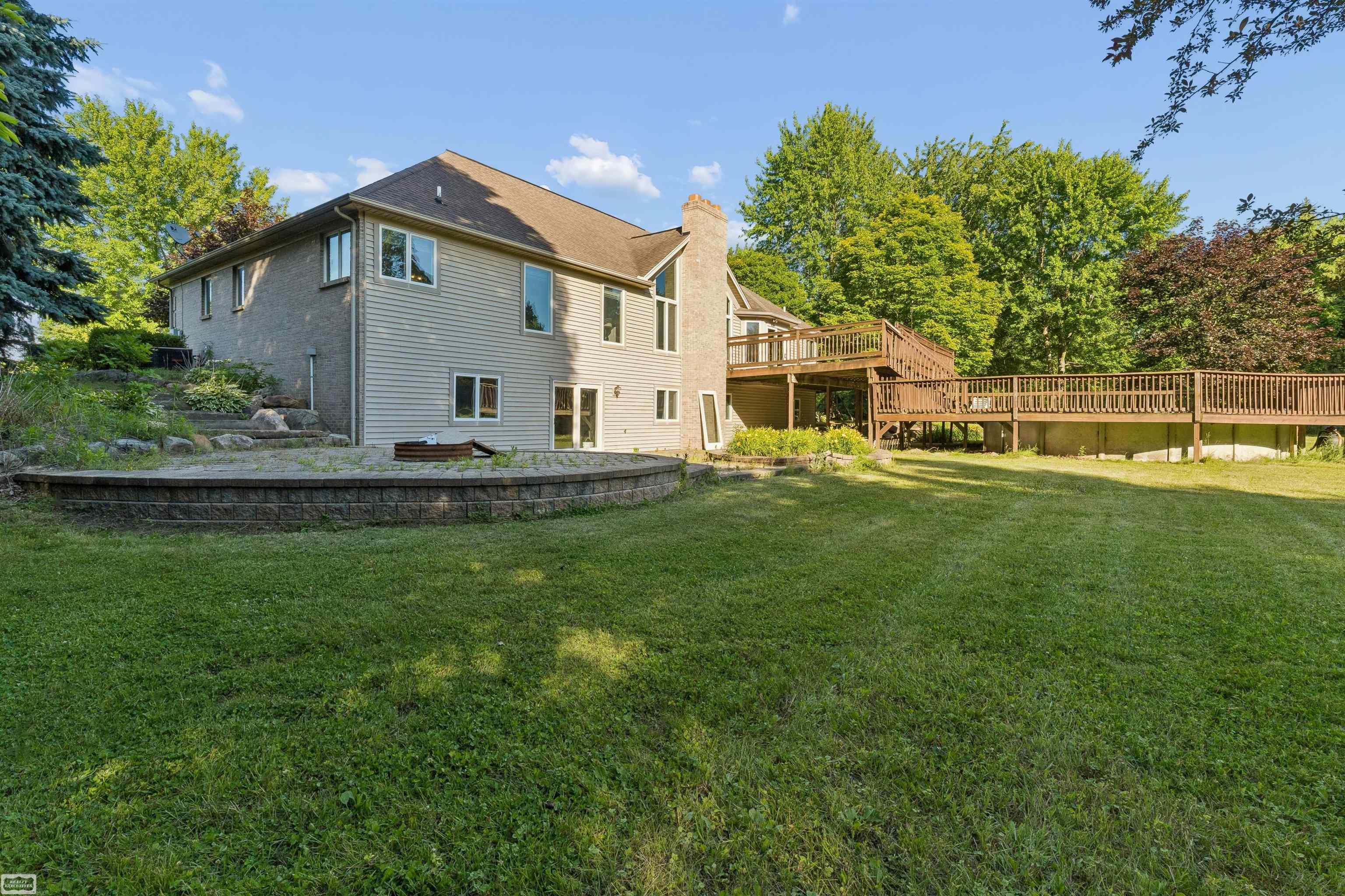 1902 Bauman Road Columbus, MI 48063 - Photo 41 of 50