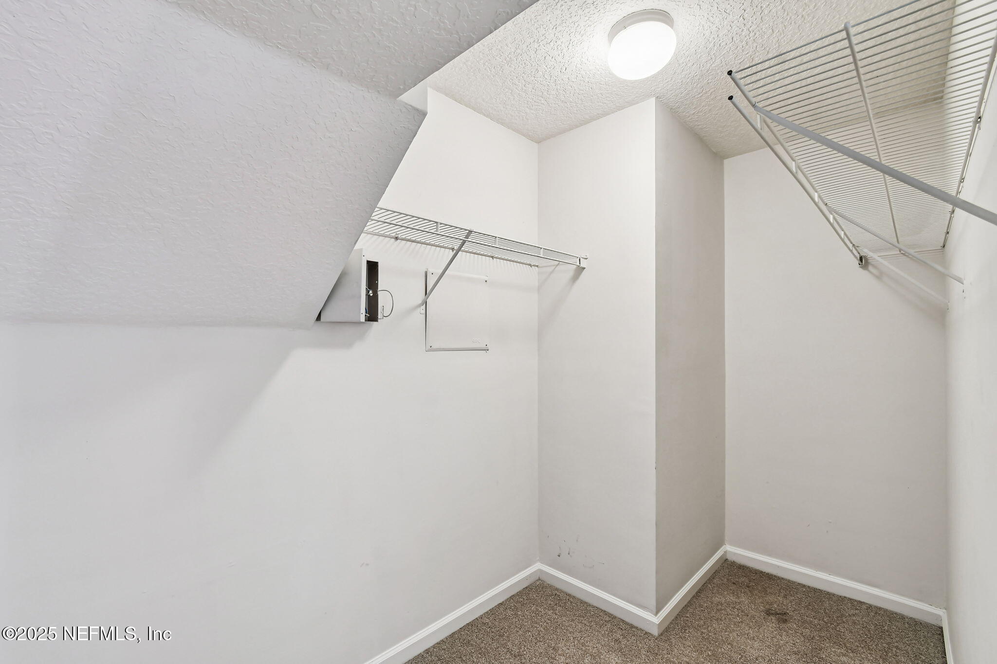 536 Spanish Wells Road Jacksonville, FL 32218 - Photo 18 of 45 a view of small space