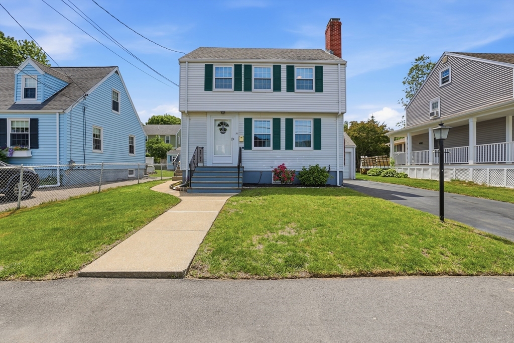 31 Beech Street Dedham, MA 02026 - Photo 1 of 40