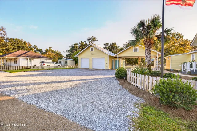 $815,000 | 134 Keller Street, Bay St. Louis, MS 39520