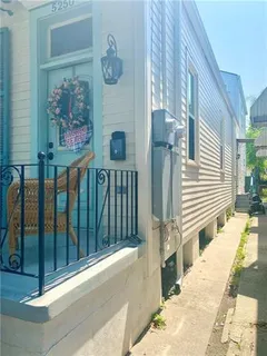 $3,200 | 5250 Laurel Street, New Orleans, LA 70115