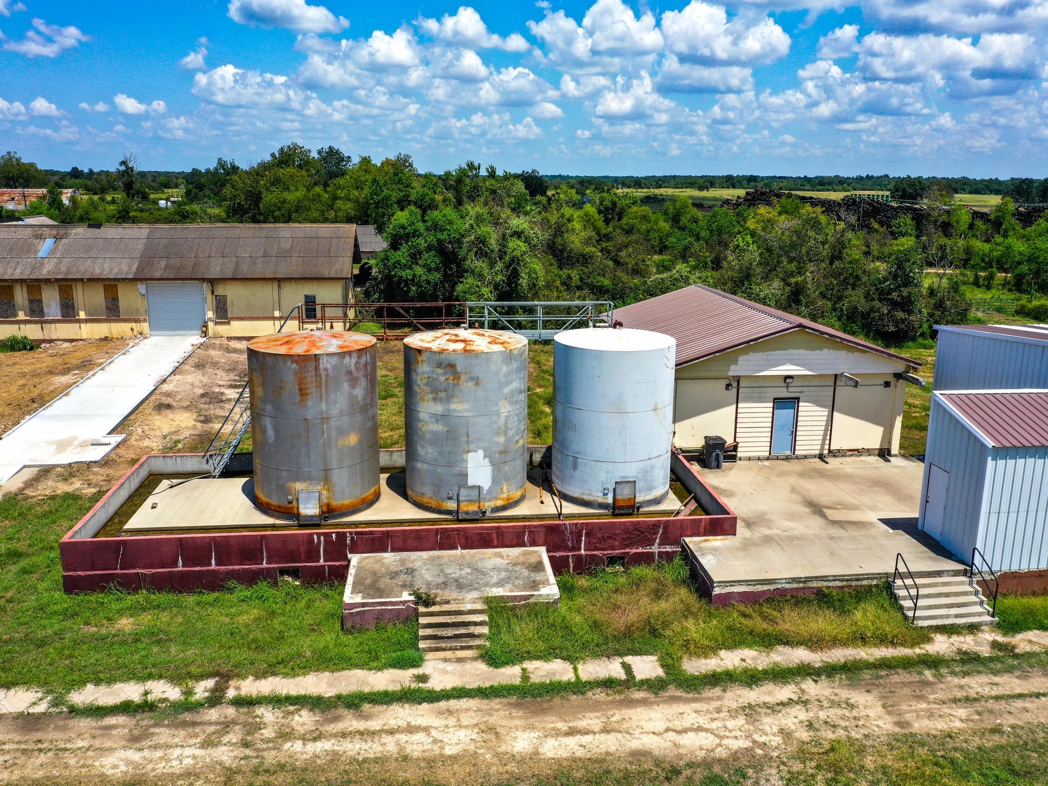 303 Vat Road Boling, TX 77420 - Photo 11 of 31 a aerial view of a house