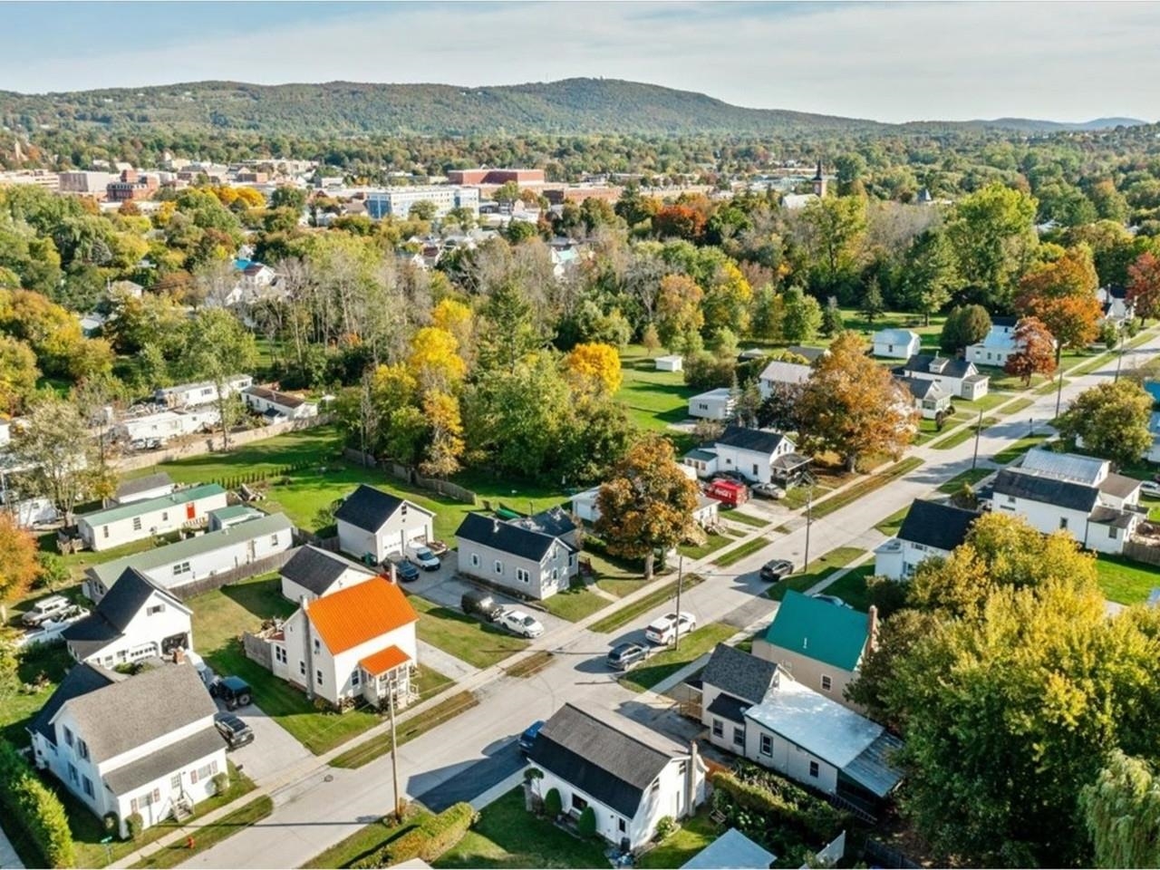 56 Cedar Street St. Albans, VT 05478 - Photo 32 of 36
