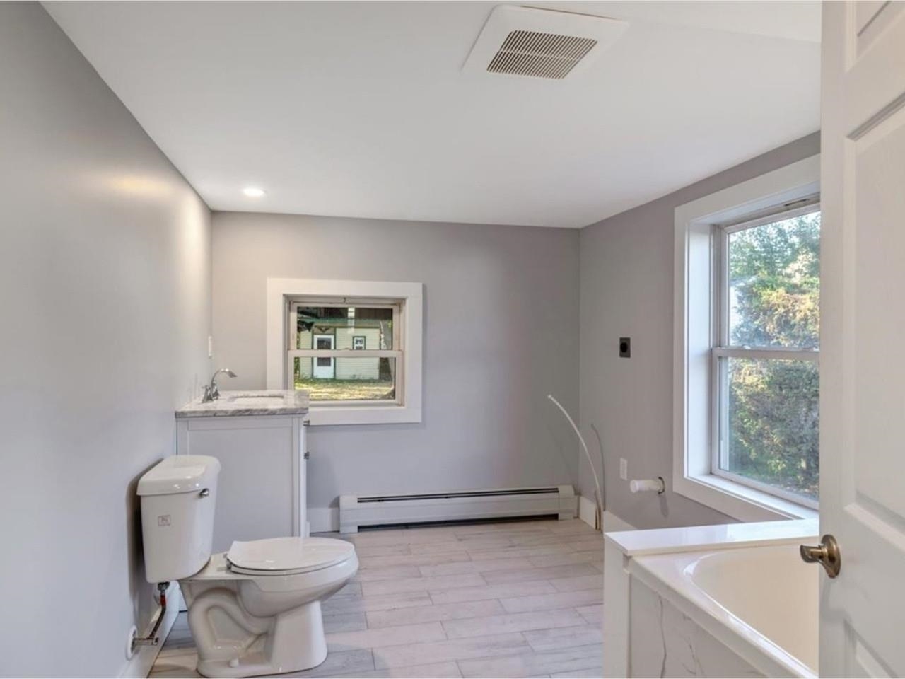 56 Cedar Street St. Albans, VT 05478 - Photo 4 of 36