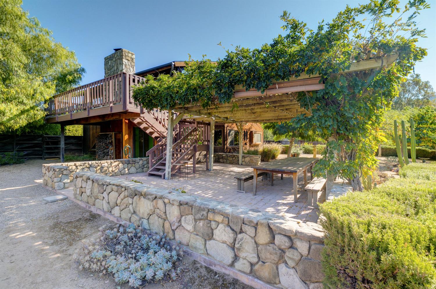 231 Boardman Road Ojai, CA 93023 - Photo 11 of 37 Gallery Image 11