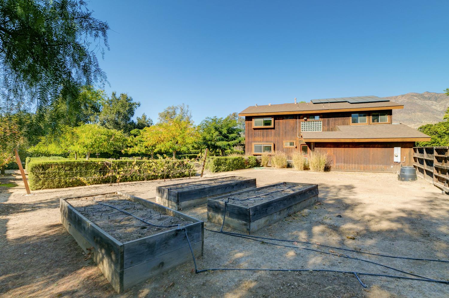 231 Boardman Road Ojai, CA 93023 - Photo 9 of 37 Gallery Image 9