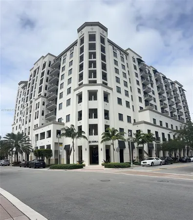 $2,750 | 301 Altara Avenue, Unit 206, Coral Gables, FL 33146