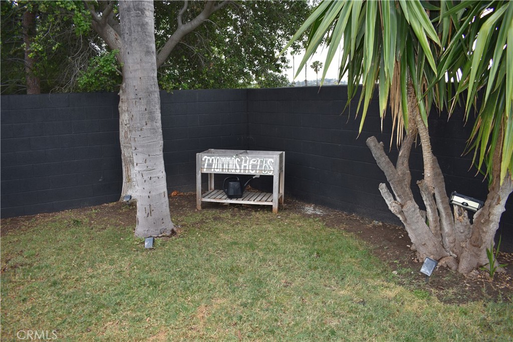 1156 Lyndhurst Drive Riverside, CA 92507 - Photo 37 of 57