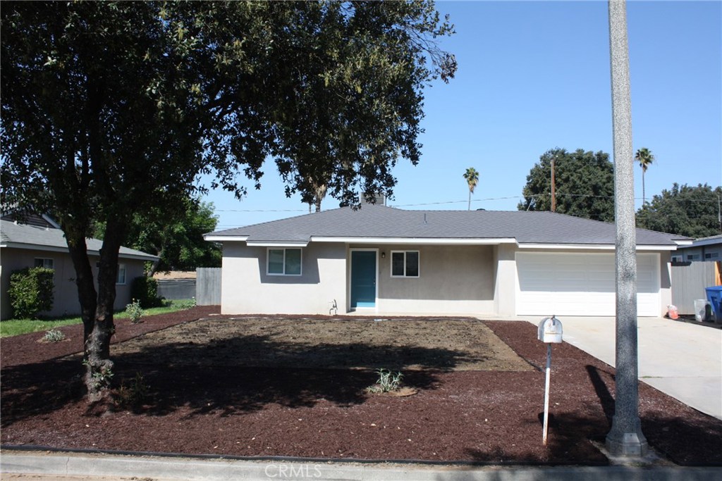 3035 Kathleen Street Riverside, CA 92506 - Photo 1 of 48